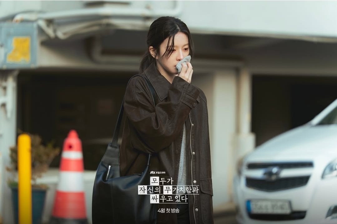 [잡담] 모자무싸) 고윤정의 압도적인 연기로 깊어진'변은아' 캐릭터 스틸 공개🍂 | 인스티즈