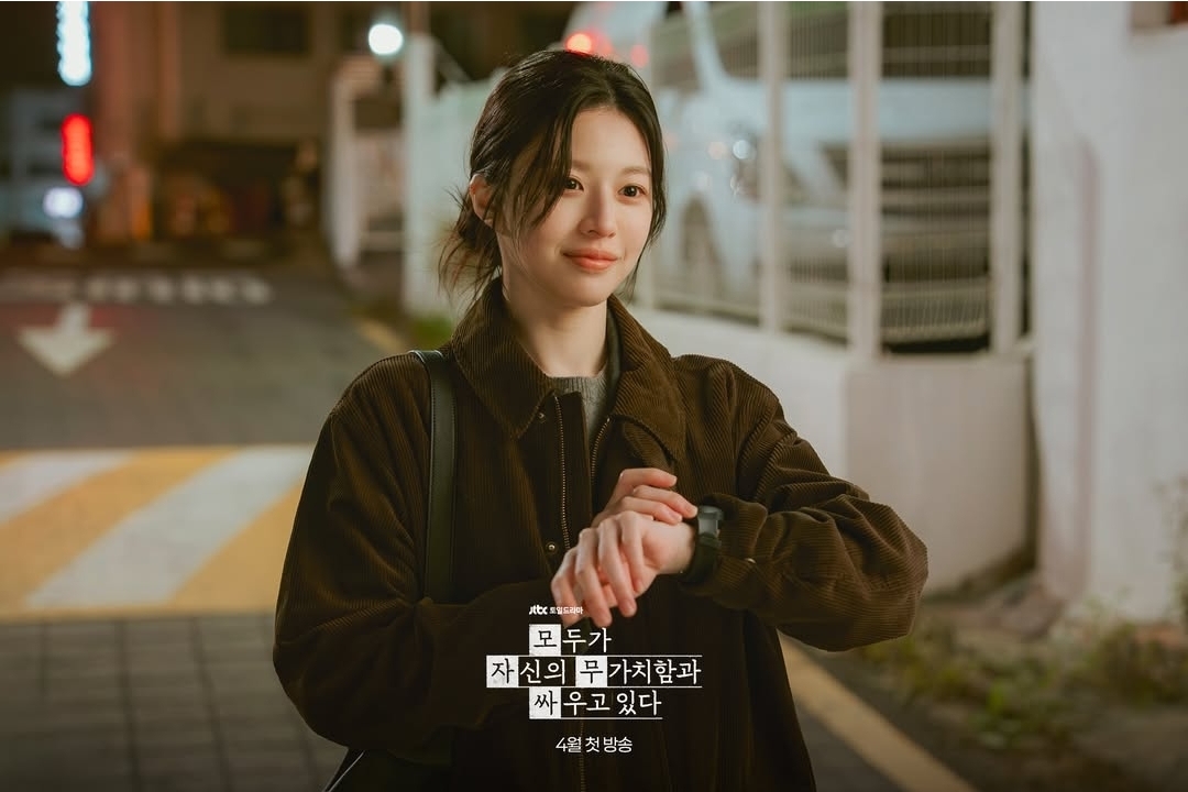 [잡담] 모자무싸) 고윤정의 압도적인 연기로 깊어진'변은아' 캐릭터 스틸 공개🍂 | 인스티즈