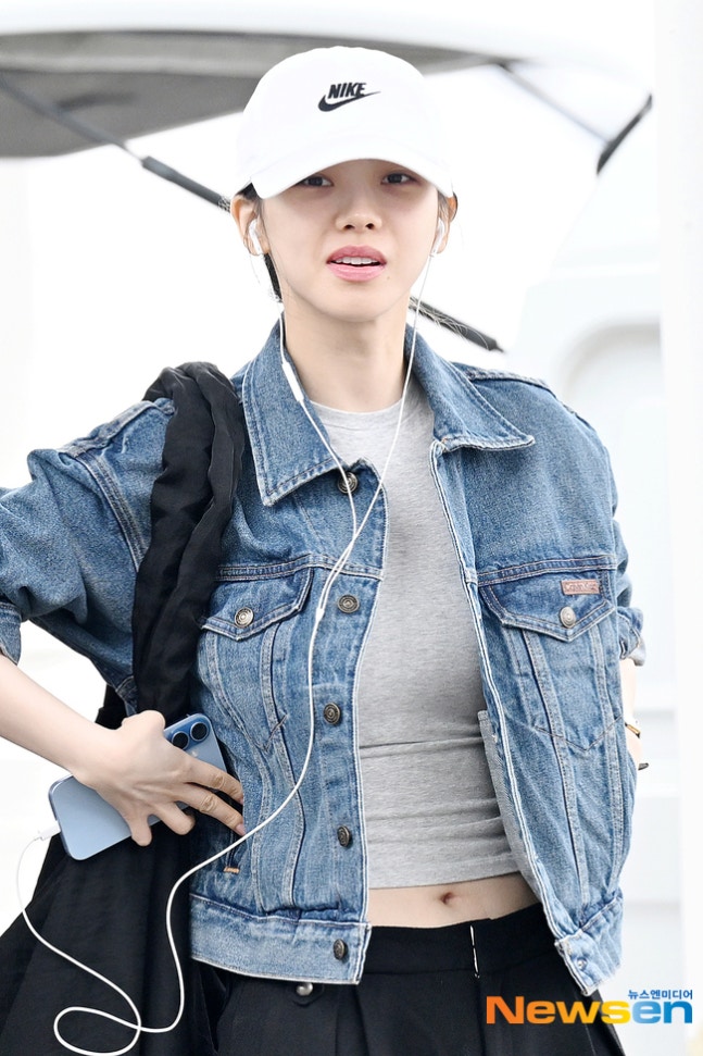 [잡담] 260306 에스파 마카오 출국 기사사진 | 인스티즈