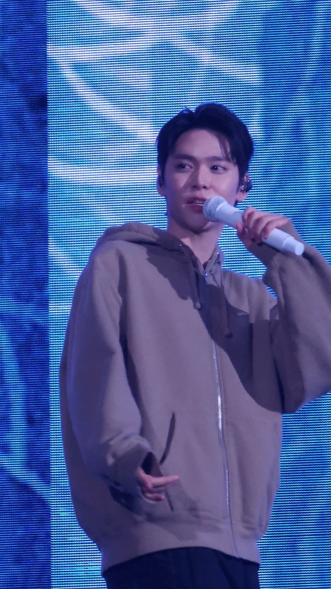 [잡담] 라이즈 사첵 다녀옴 은석 성찬 앙나 잘생김 | 인스티즈