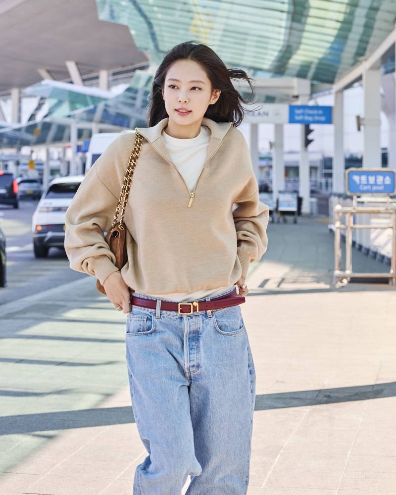 [잡담] 샘 울프가 제니 옷 진짜 잘 입히는듯 | 인스티즈