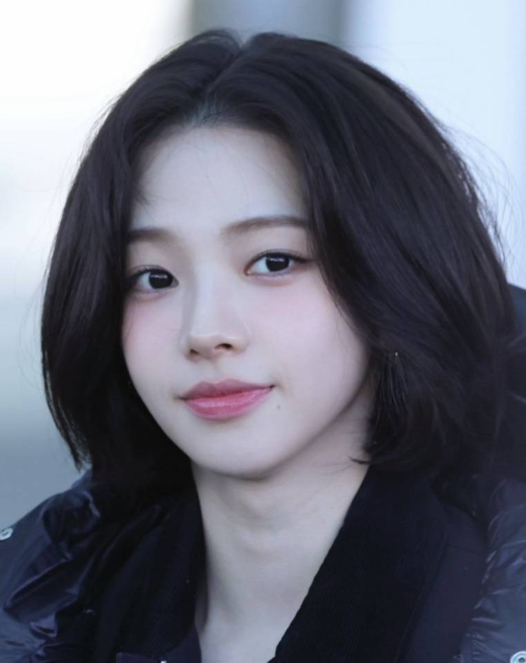 [잡담] 이런 눈 밑 블러셔 제품 추천해줄 사람!!! | 인스티즈