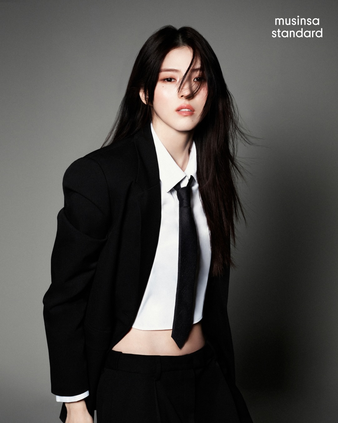 [잡담] 한소희가 무탠다드 입으니까 | 인스티즈