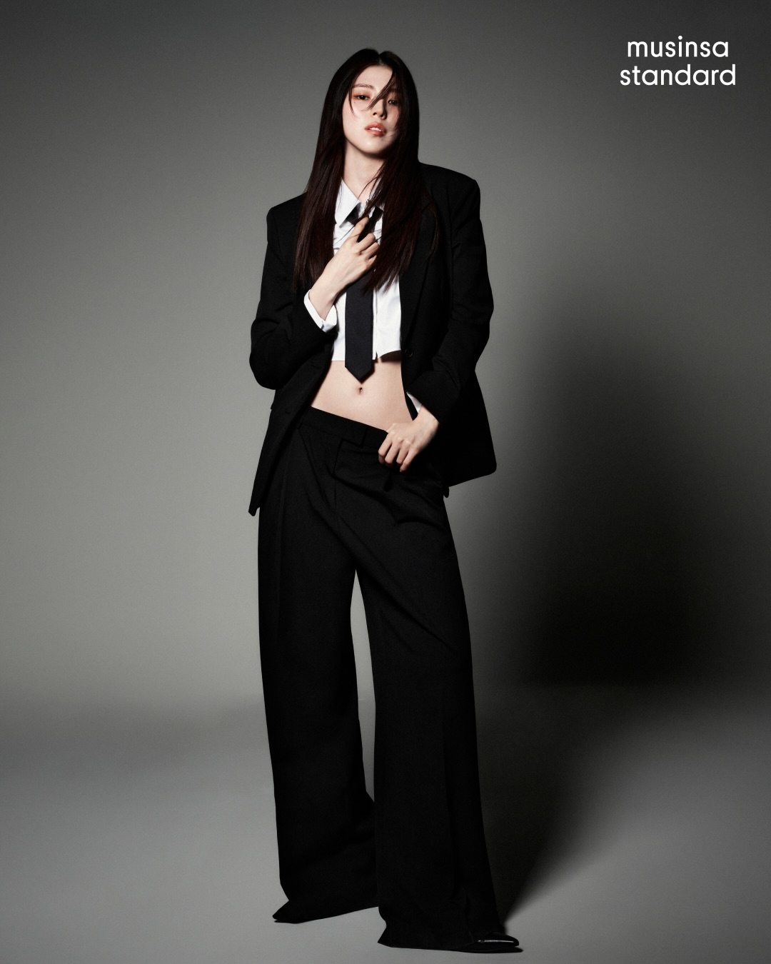 [잡담] 한소희가 무탠다드 입으니까 | 인스티즈