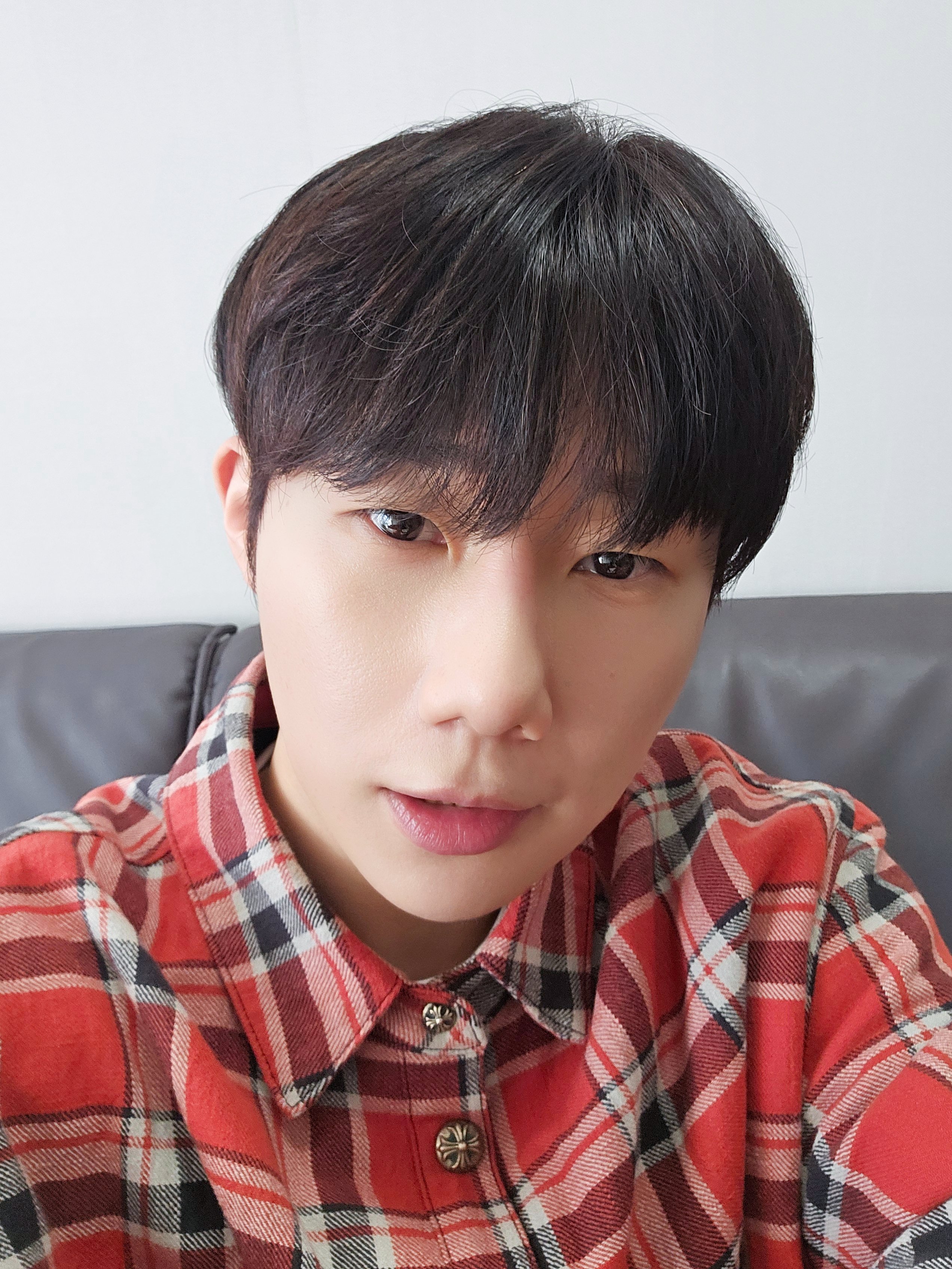 [잡담] 최근 활동 중에 보내준 인피니트 성규 셀카들 | 인스티즈