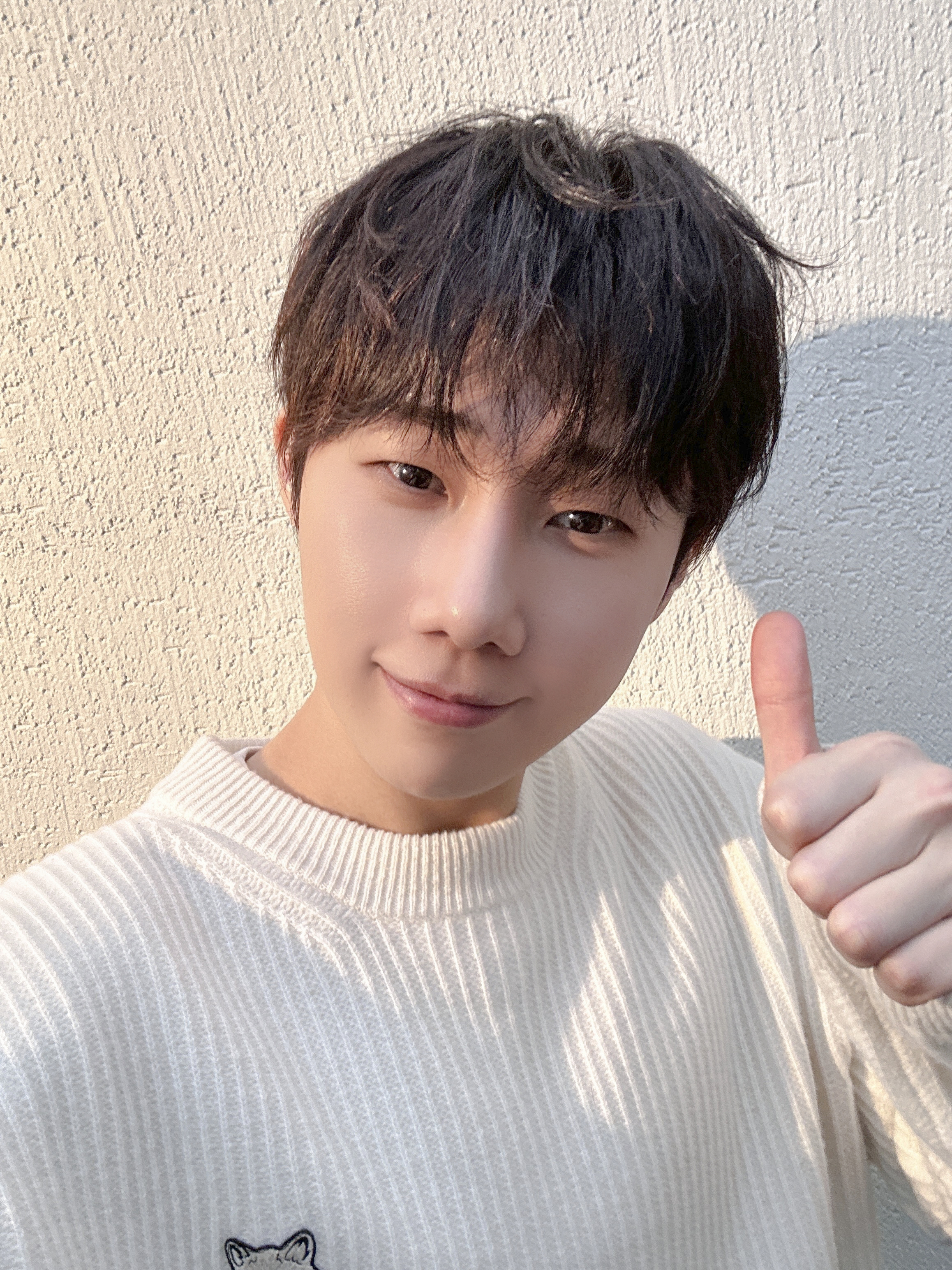 [잡담] 최근 활동 중에 보내준 인피니트 성규 셀카들 | 인스티즈