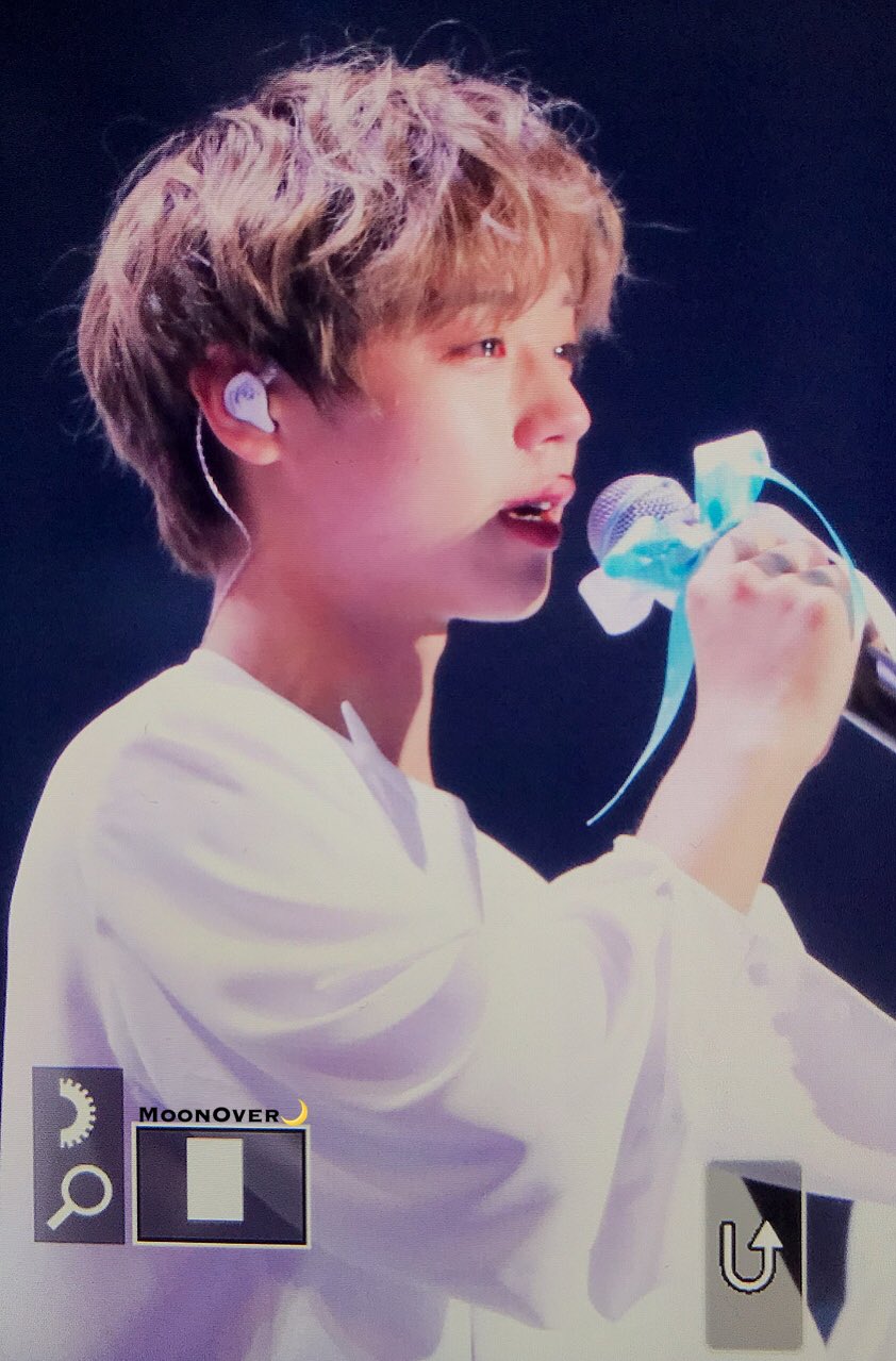 [잡담] 박지훈 와나완 막콘 사진 에반데(p) | 인스티즈