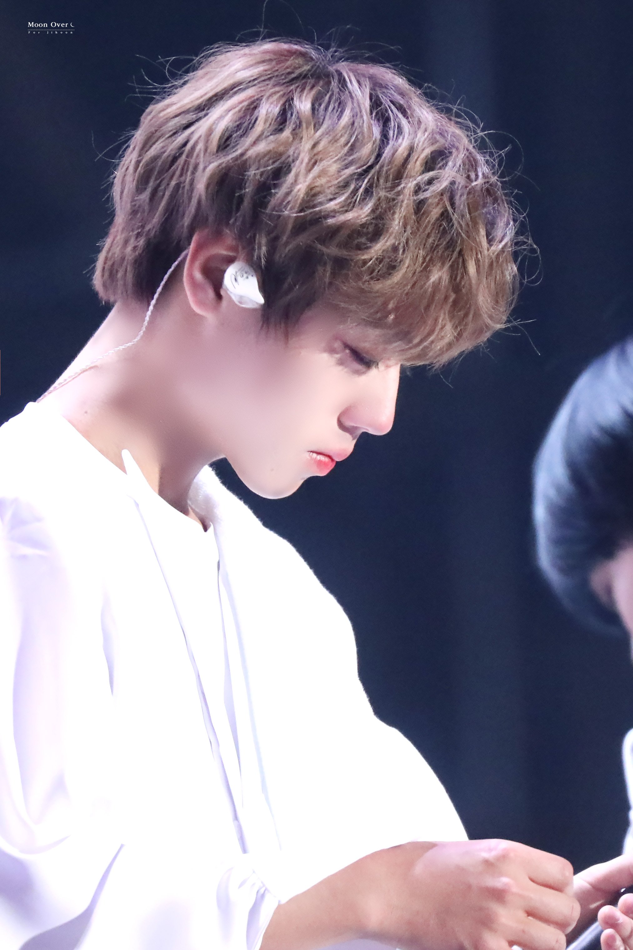 [잡담] 박지훈 와나완 막콘 사진 에반데(p) | 인스티즈