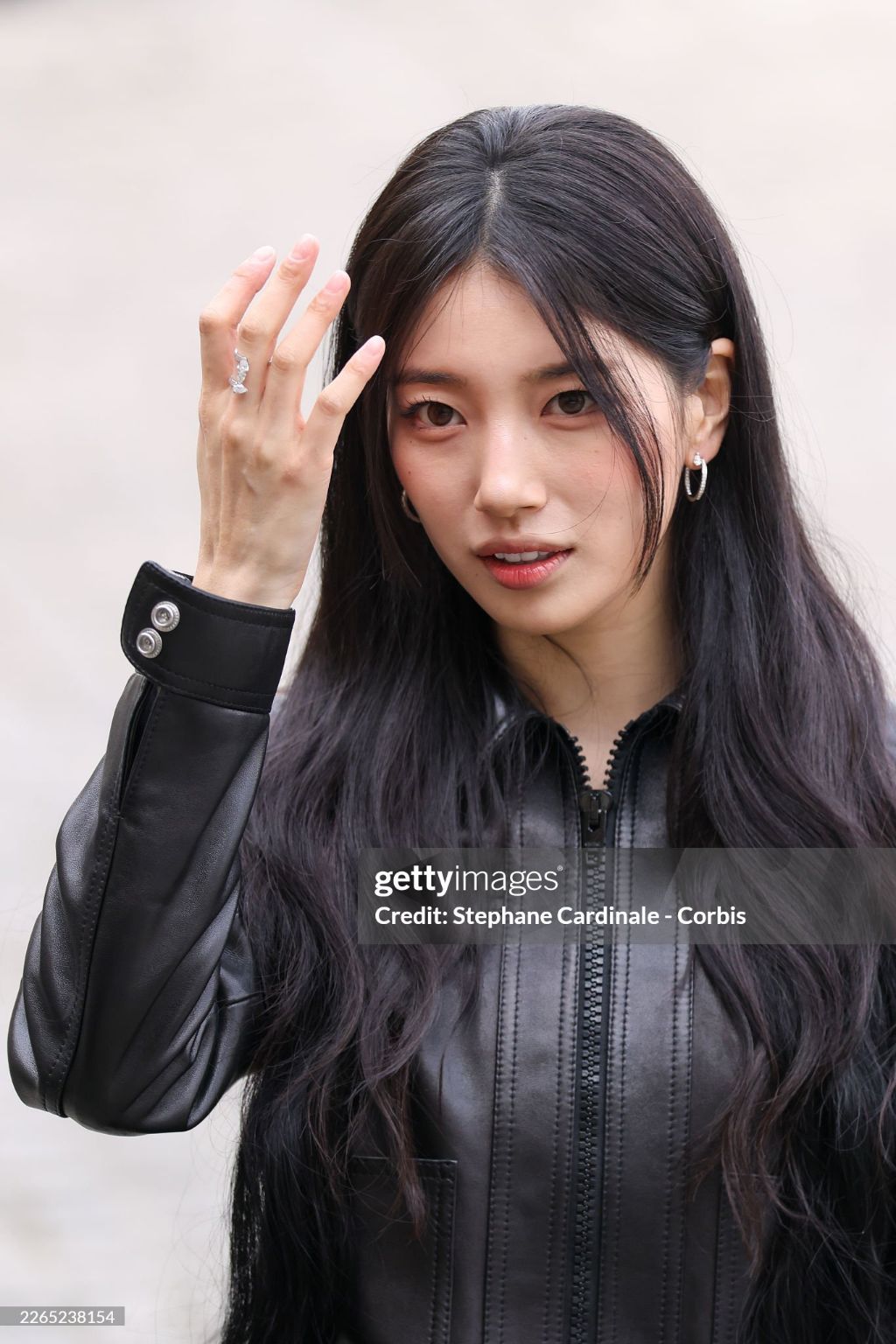 [잡담] 수지 어제자 셀린느 게티 사진 | 인스티즈