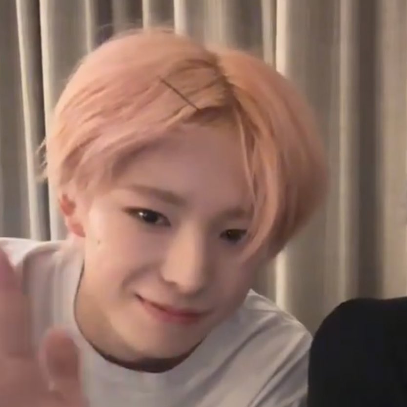 [잡담] 유우시 ㄹㅇ 애니캐릭터 같은데.... | 인스티즈