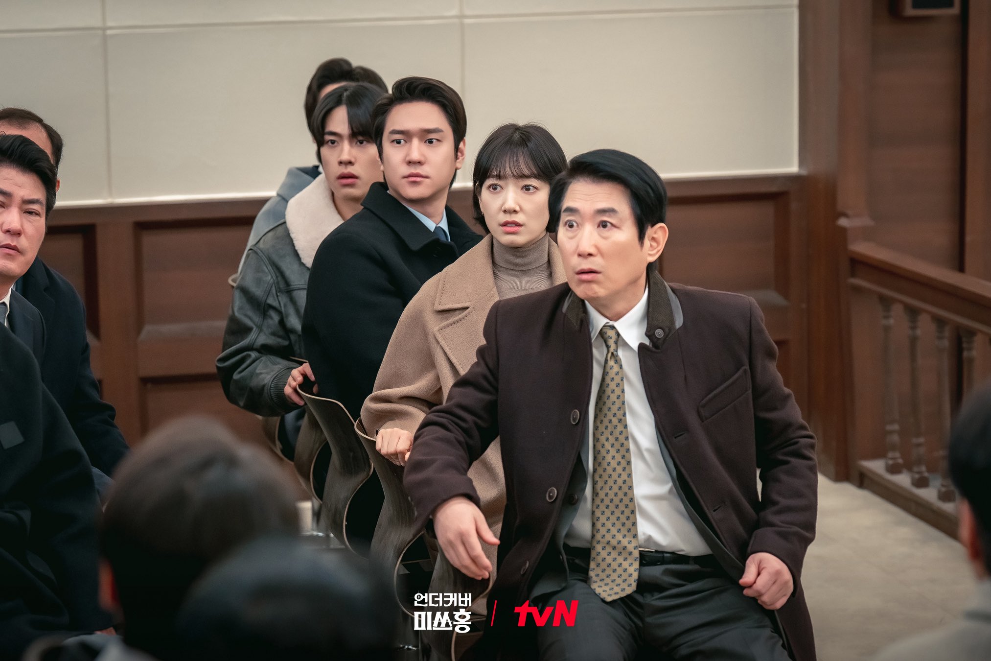 [잡담] 언더커버미쓰홍) 활짝 웃는 강 회장😄 점점 어두워지는 해적단..🏴‍☠️그리고 모두를 돌아보게 만든 의외의 인물?! | 인스티즈
