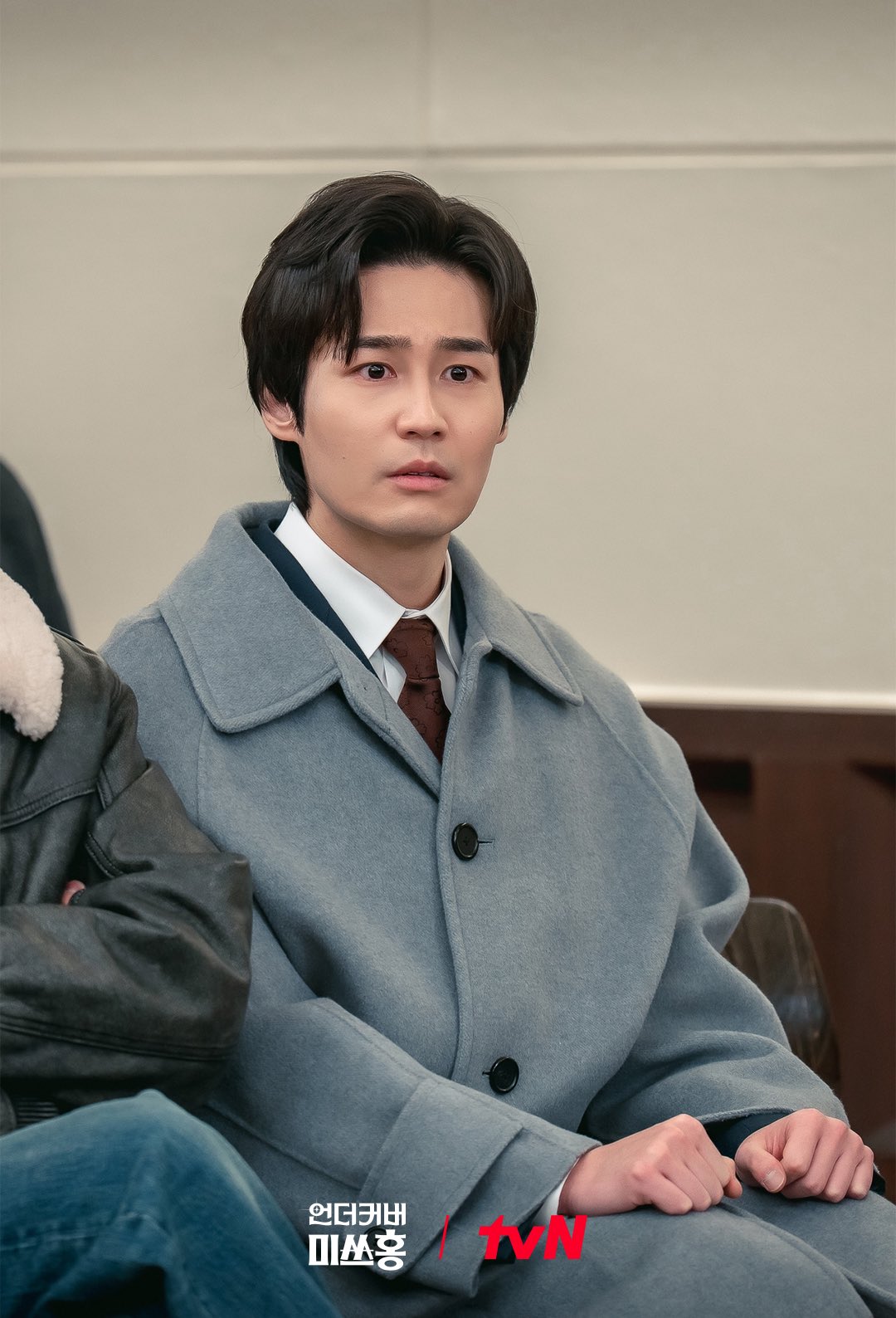 [잡담] 언더커버미쓰홍) 활짝 웃는 강 회장😄 점점 어두워지는 해적단..🏴‍☠️그리고 모두를 돌아보게 만든 의외의 인물?! | 인스티즈