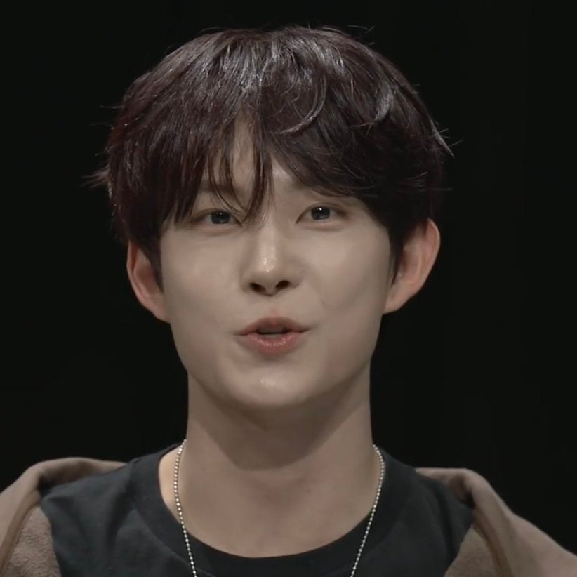 [잡담] 김건우 코 되게 신기하게 생겼다 ㅋㅋㅋ | 인스티즈