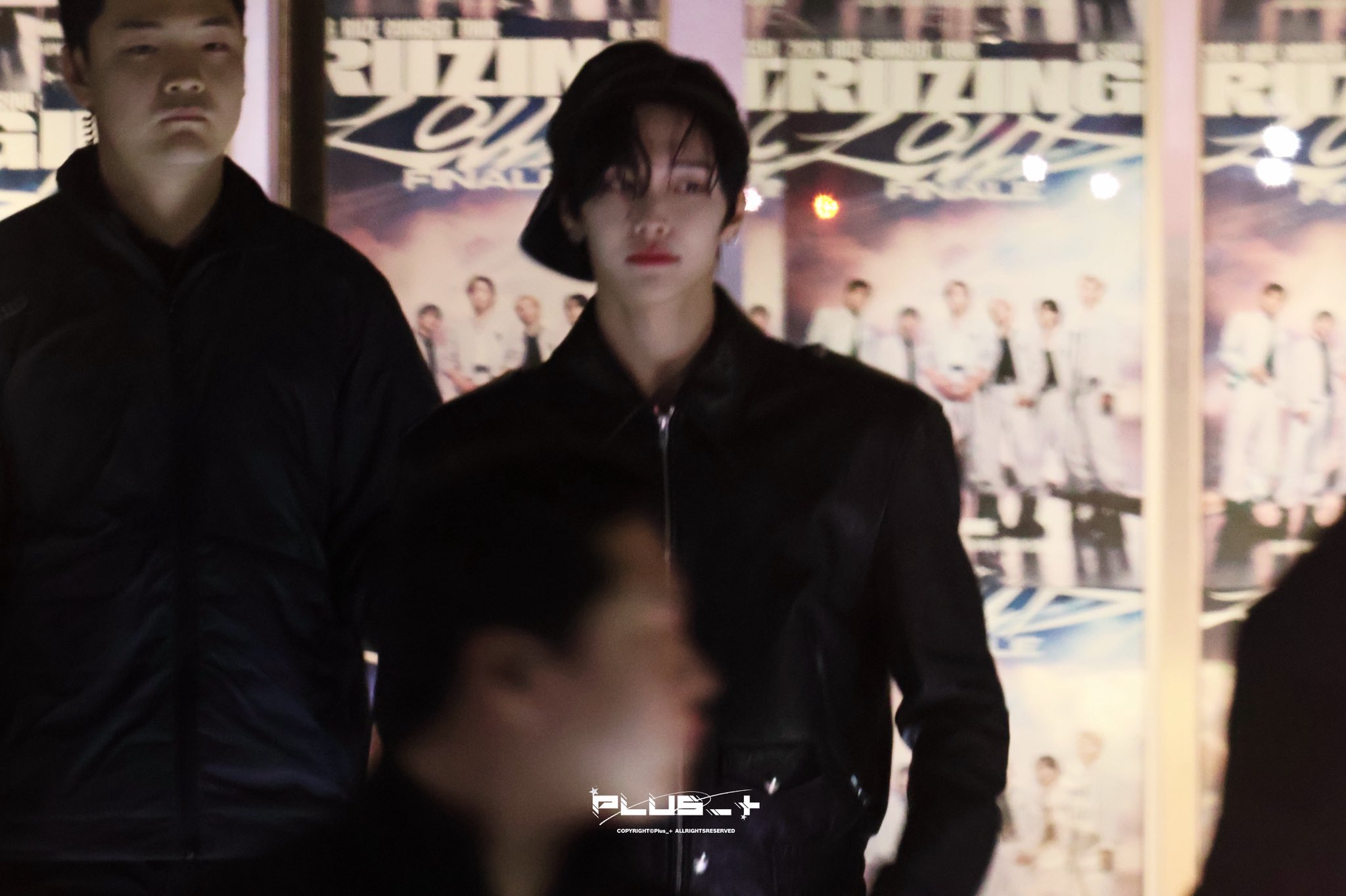 [잡담] 원빈 퇴근짤 얼굴크기 뭐지 | 인스티즈