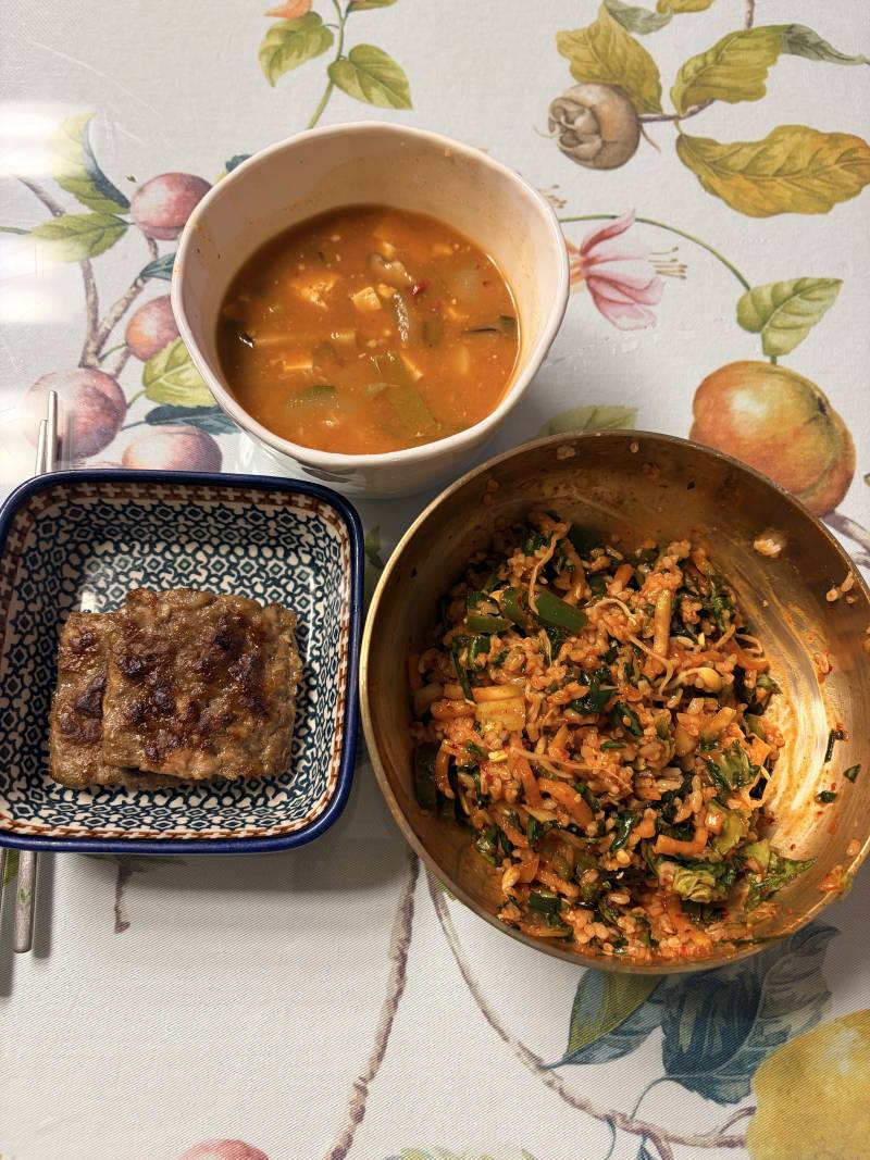 [잡담] 봄동비빔밥 먹는중ㅋ | 인스티즈