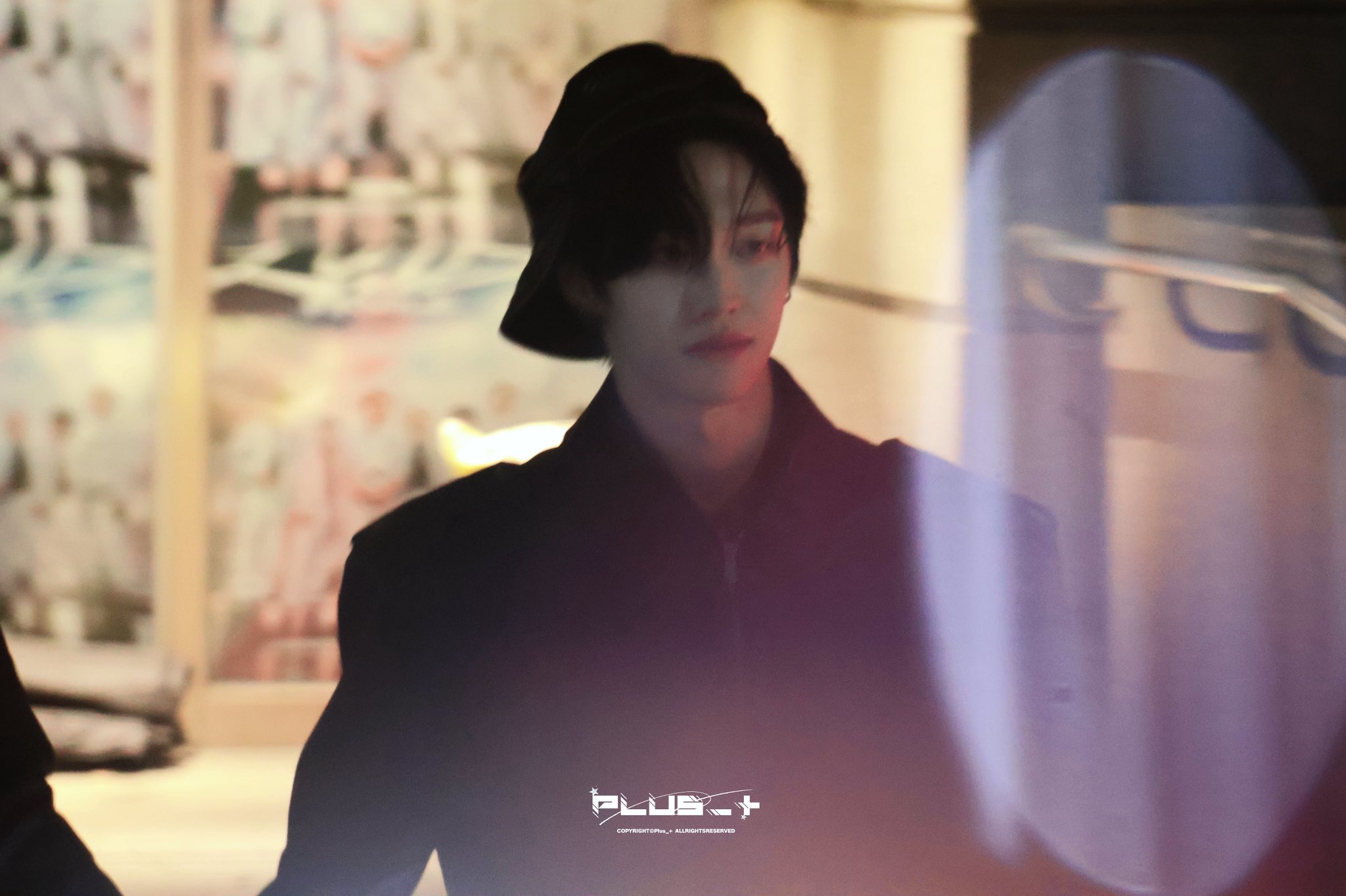 [잡담] 원빈 퇴근짤 얼굴크기 뭐지 | 인스티즈