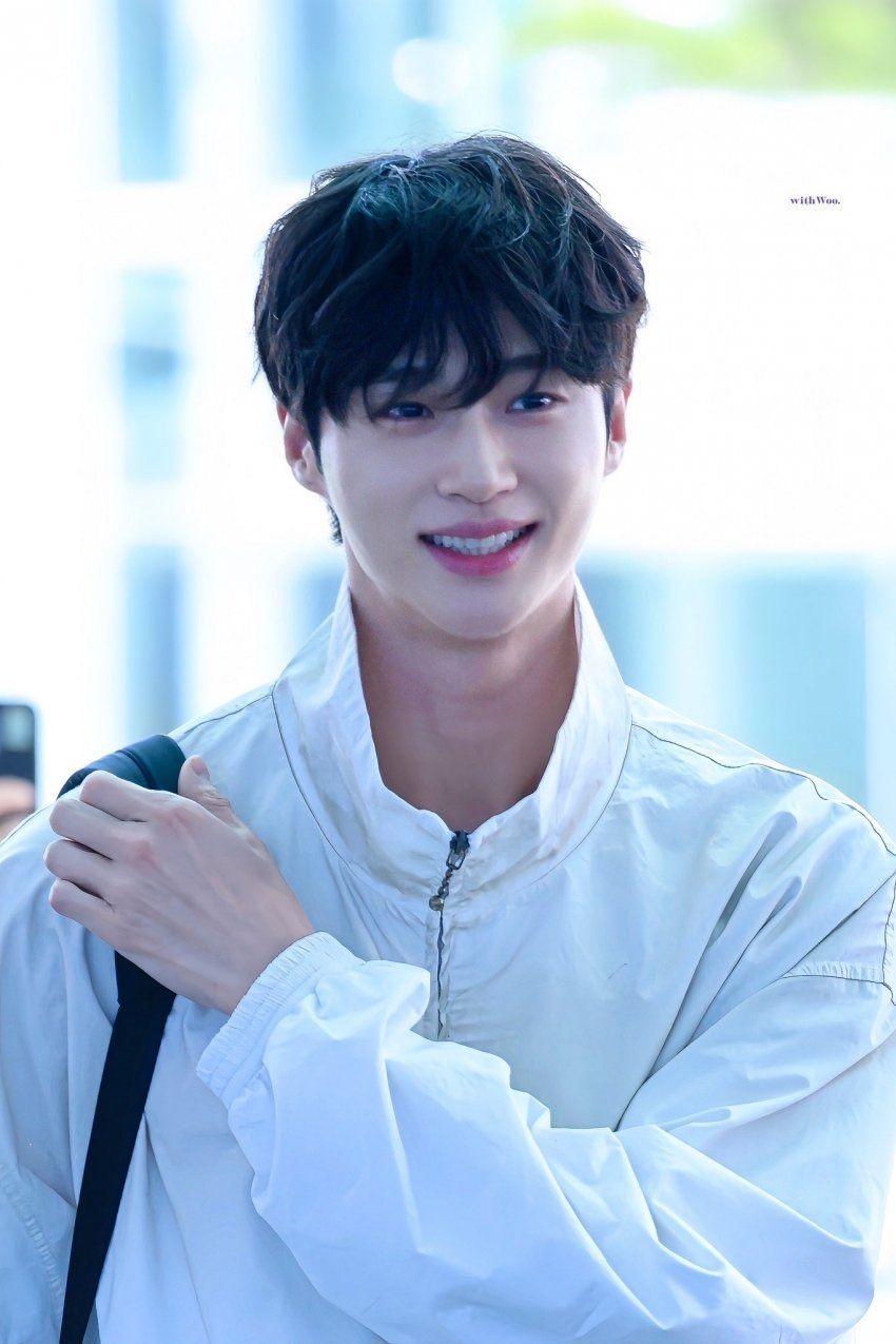 [잡담] 이 날의 변우석은 진짜 뭐였을까? | 인스티즈