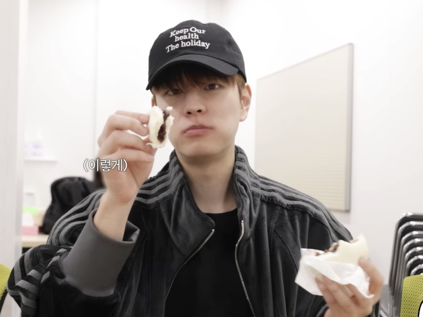 [잡담] 먹잘알 김승민 어제는 야구 푸드로 치킨하고 오늘은 부찌 | 인스티즈