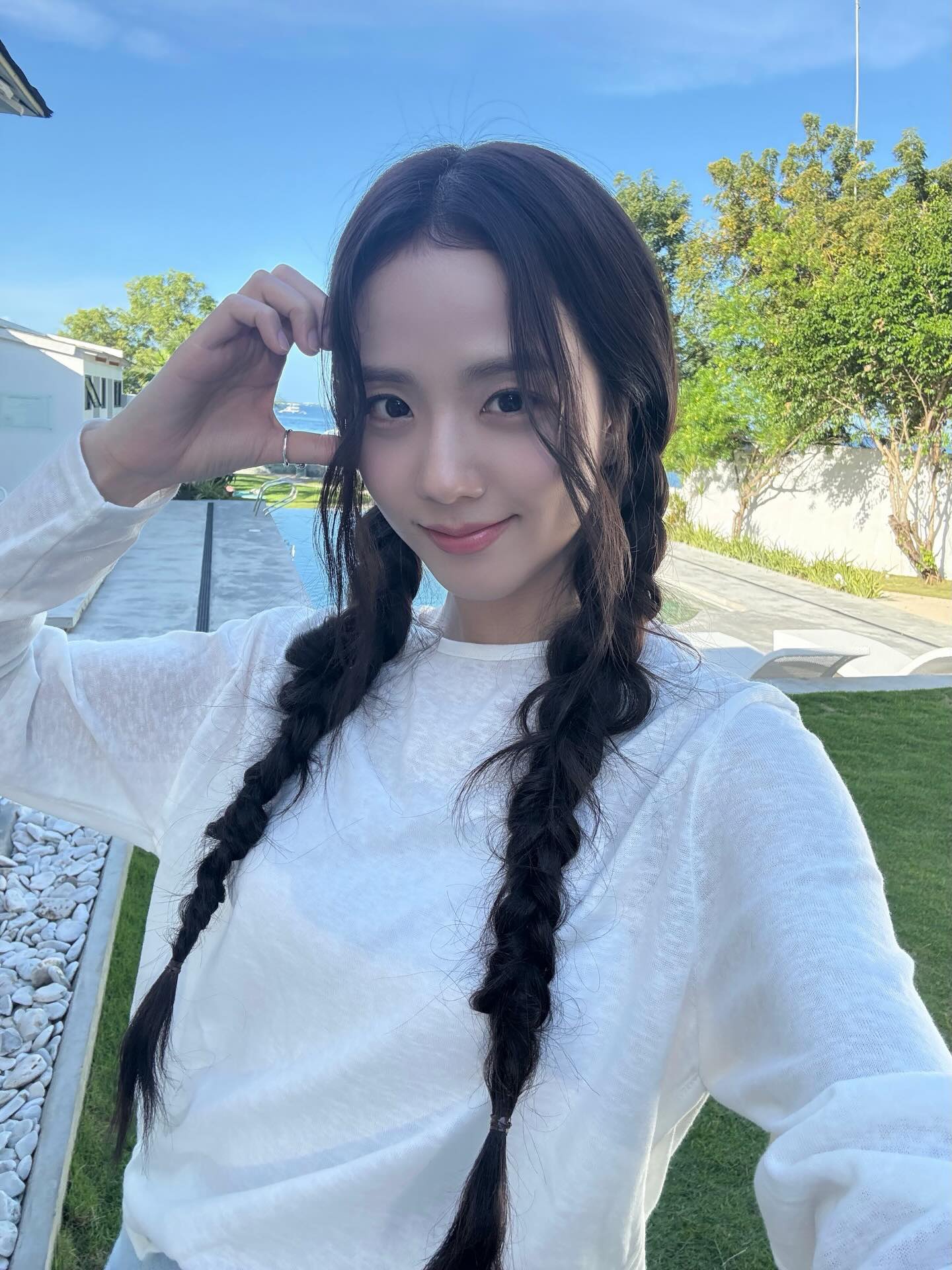 [잡담] 260308 지수 인스타 🌴🍀🐬💙 | 인스티즈
