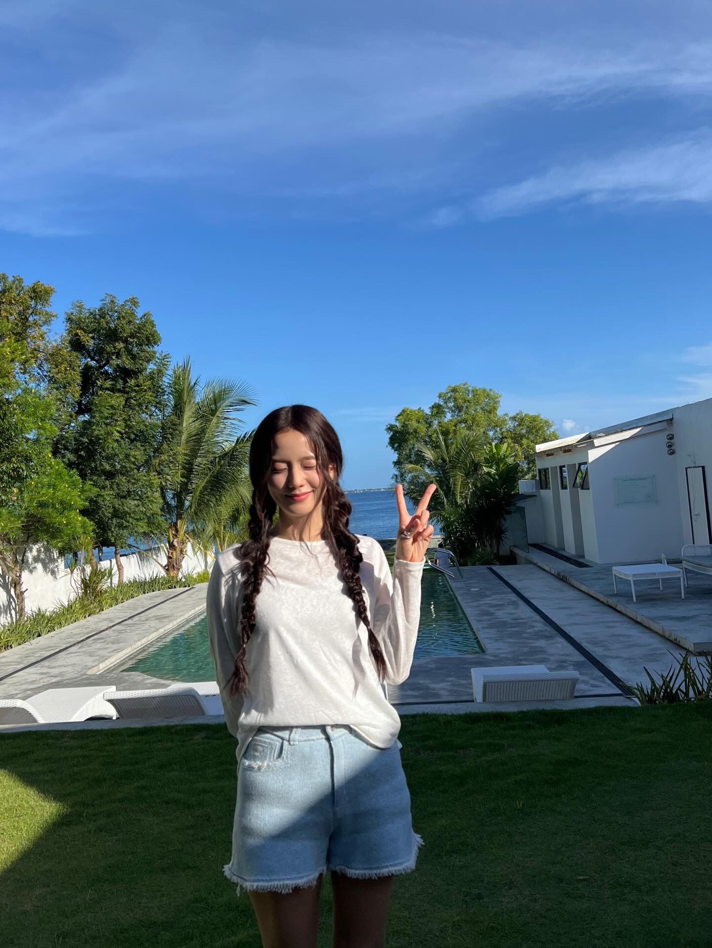 [잡담] 260308 지수 인스타 🌴🍀🐬💙 | 인스티즈