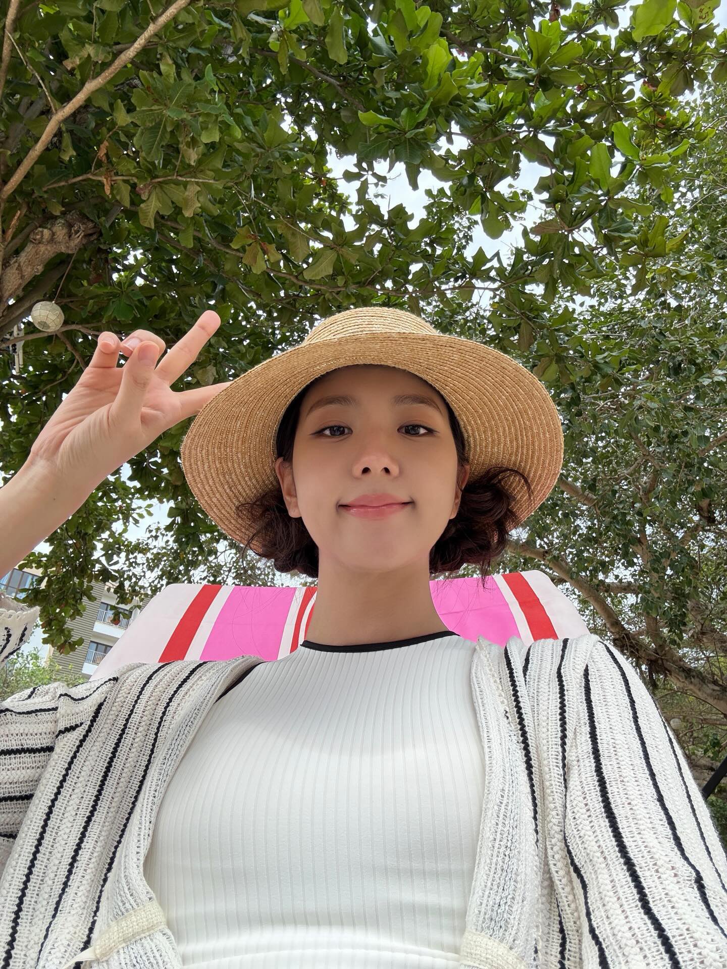 [잡담] 260308 지수 인스타 🌴🍀🐬💙 | 인스티즈