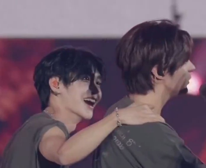 [잡담] 원빈 앤톤 서로 울때 귀여워하는거 넘 좋아… | 인스티즈