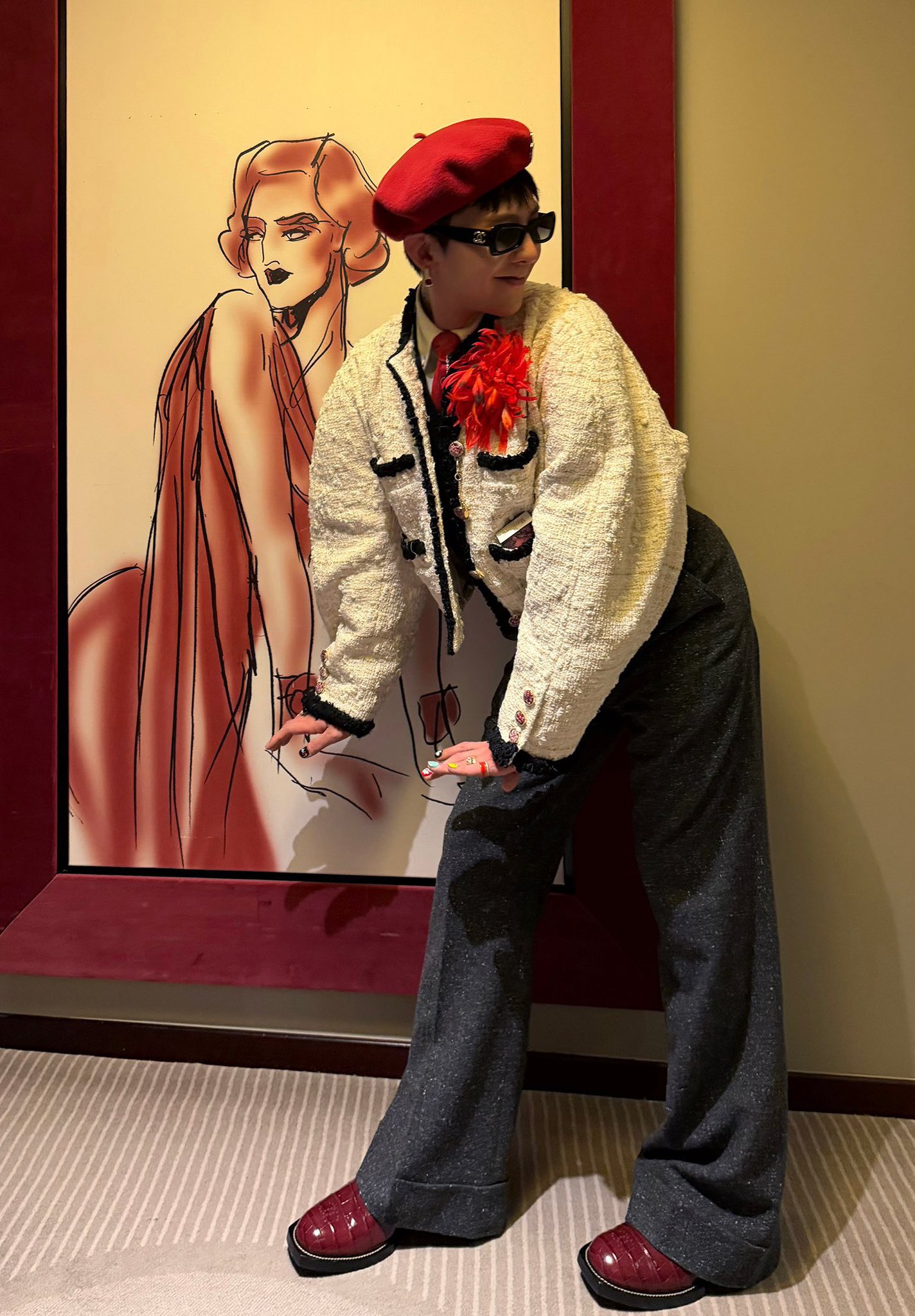 [잡담] 지디는 사진 찍히는 법 잘아는거 체감됨 | 인스티즈