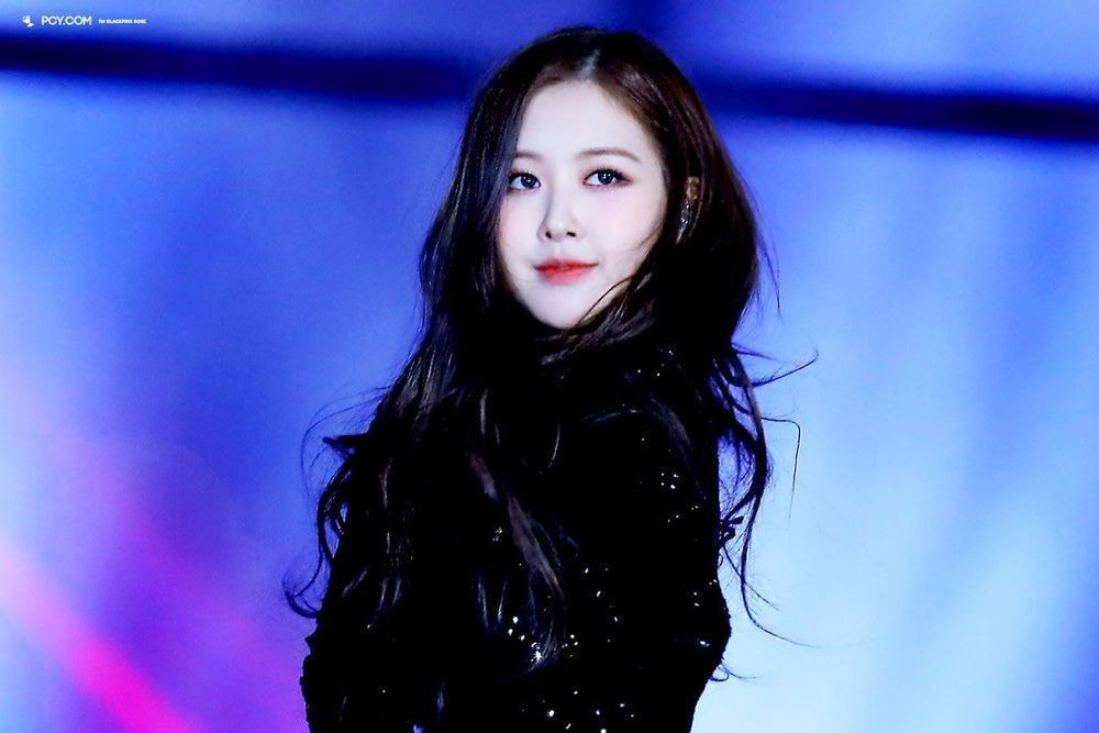 [잡담] 흑발과 갈발 시절의 로제 | 인스티즈