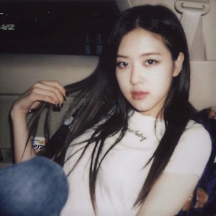 [잡담] 흑발과 갈발 시절의 로제 | 인스티즈