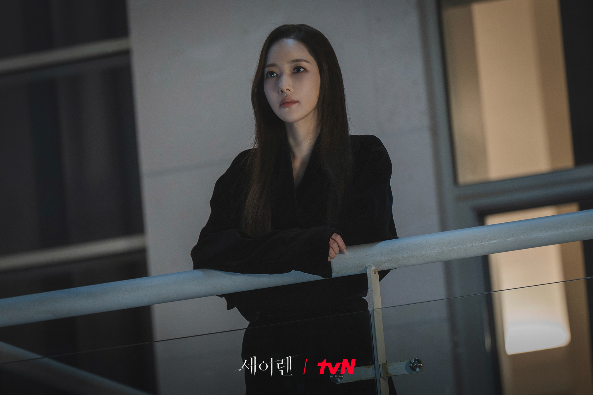 [잡담] 세이렌) 박민영에게 날아온 수상한 택배?!사망한 약혼자 윤승재로부터 온 선물..😨 | 인스티즈