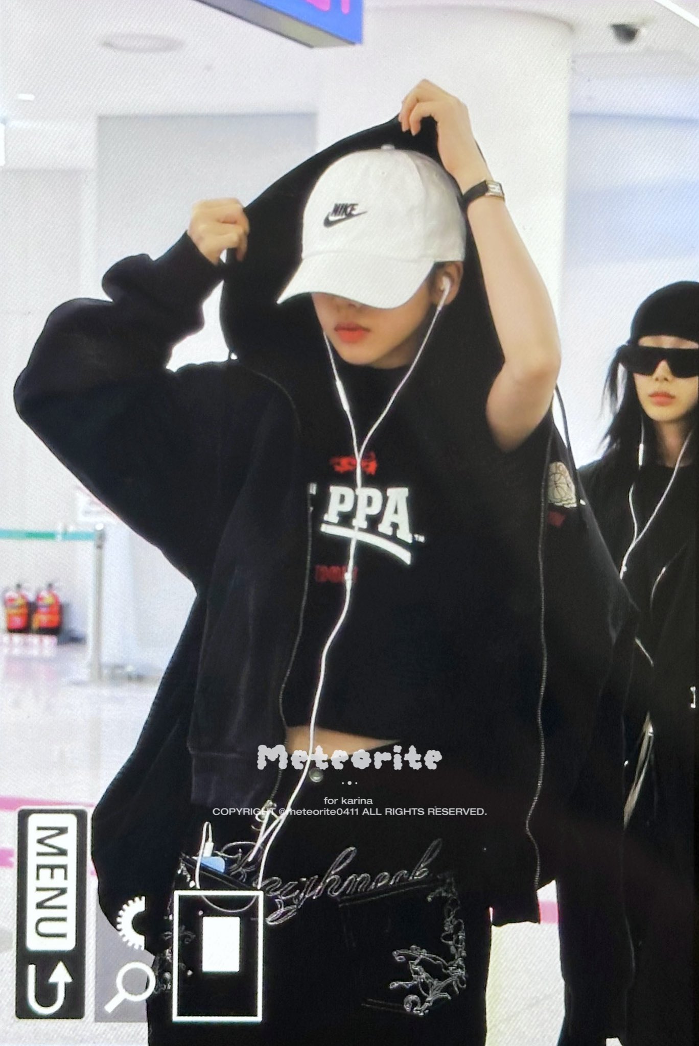 [잡담] 오늘 공항 입국한 카리나 윈터 | 인스티즈