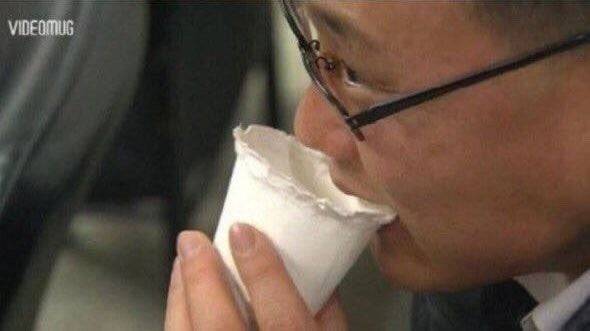 [잡담] 종이컵 물어뜯는 사람 되어가는 중 | 인스티즈
