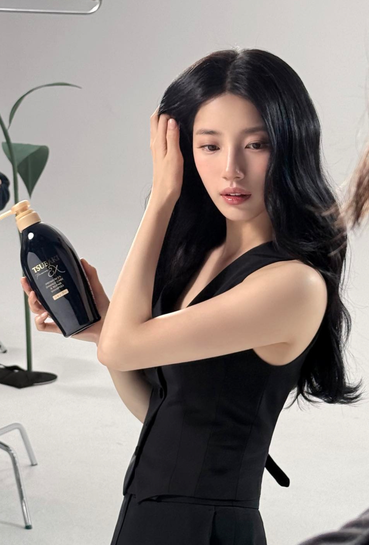 [잡담] 수지 츠바키 비하인드 사진들 | 인스티즈