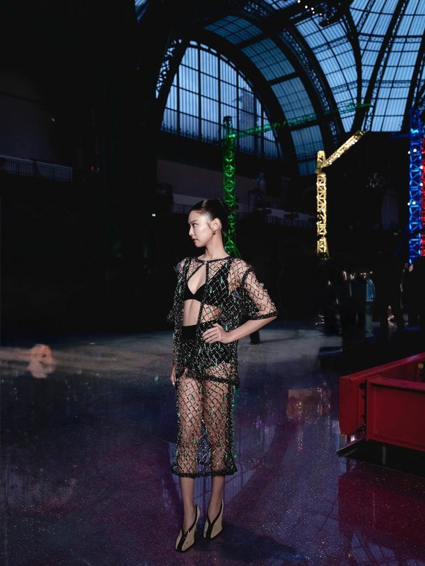 [잡담] 제니 인스타에 올린 샤넬 착장 사진들 | 인스티즈