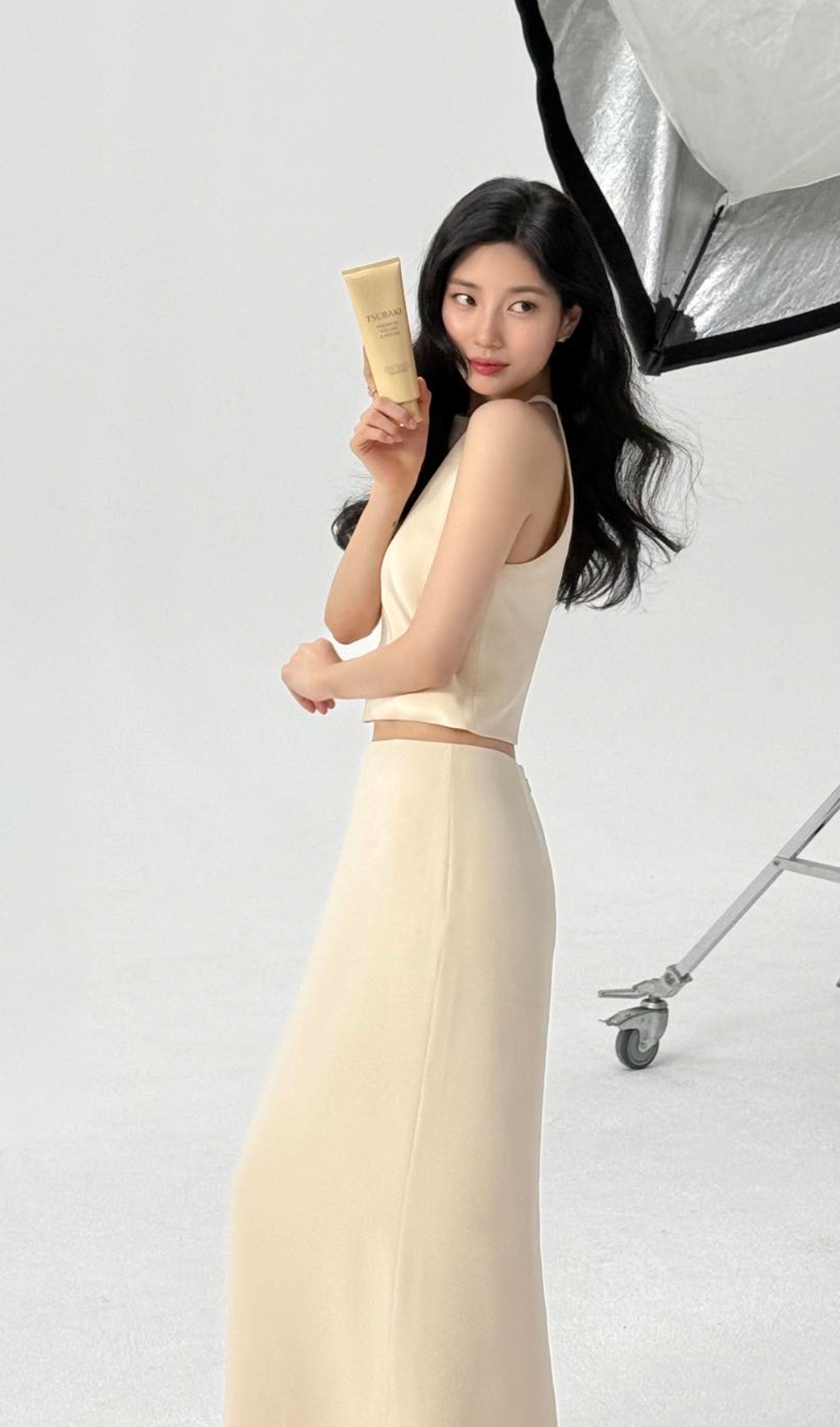 [잡담] 수지 츠바키 비하인드 사진들 | 인스티즈