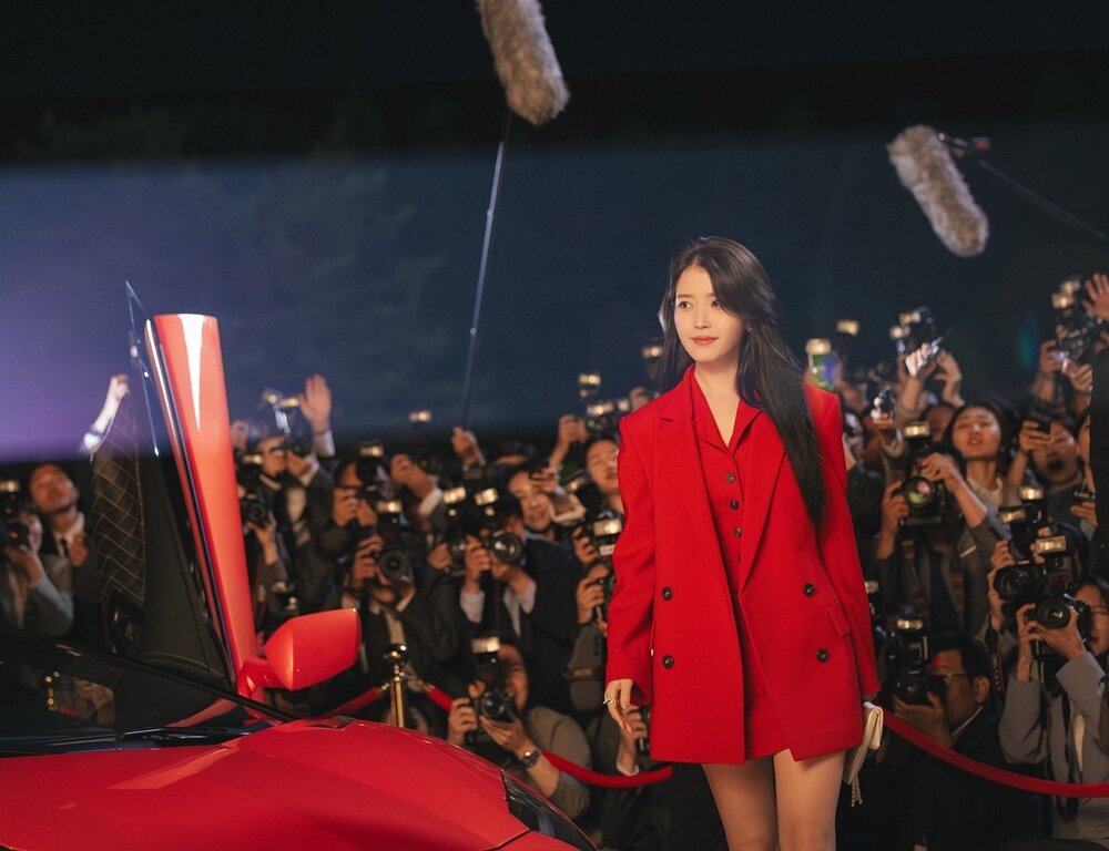 [잡담] 대군부인) 희주 상징색 = 이완 최애색 ❤️ | 인스티즈