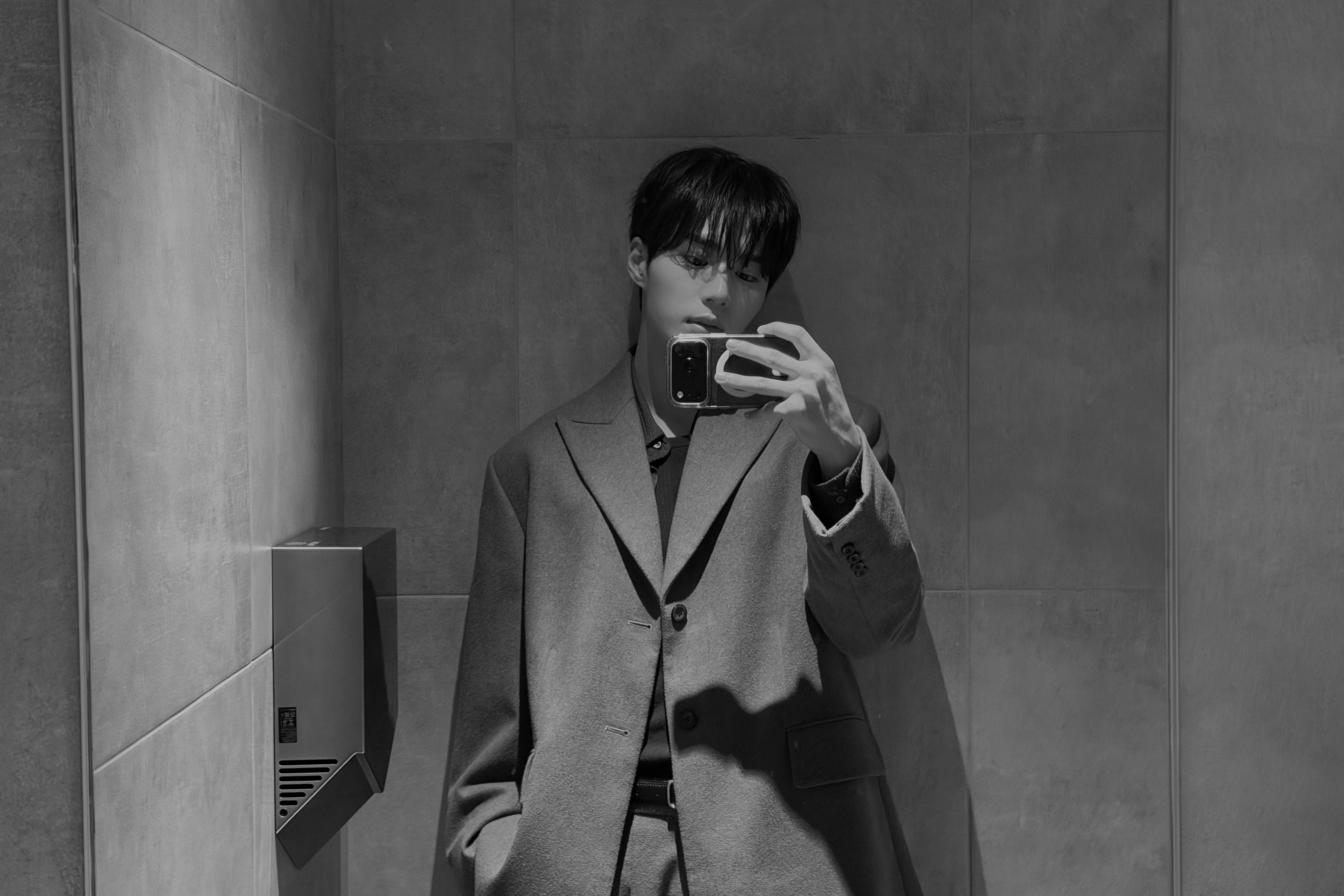 [잡담] 알디원 준서 패션위크 스케때 뜬짤들 | 인스티즈