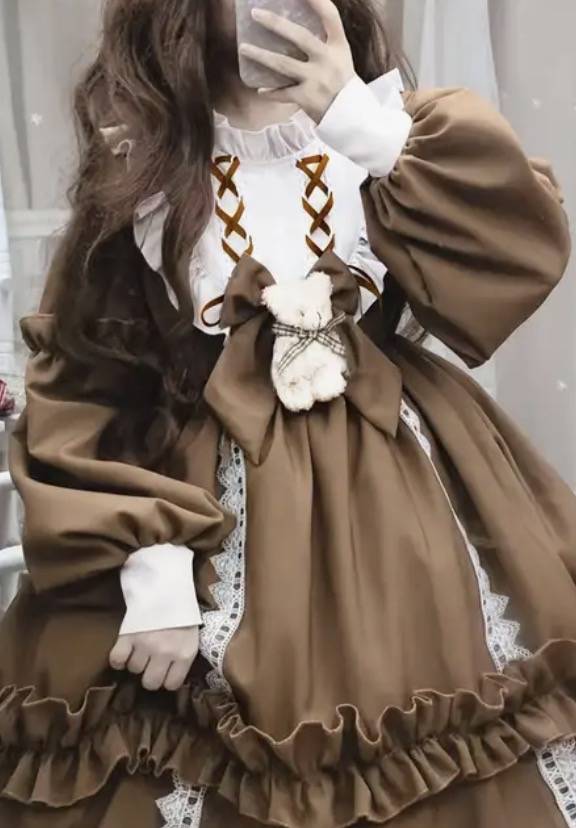 [잡담] 꾸미는거 좋아해서 이런 과한옷들 일상에서 입고 싶어 | 인스티즈