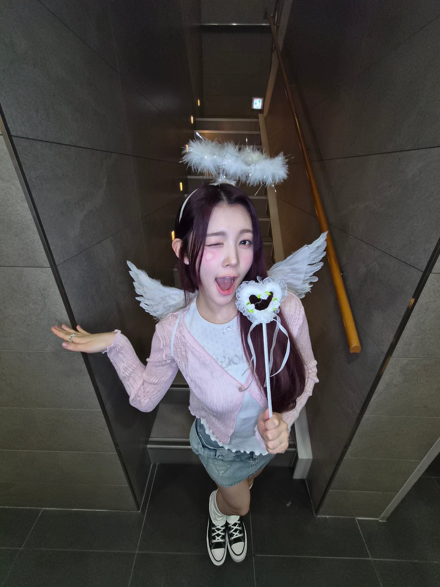 [잡담] 에이나 음중 사진들 진짜 숭이 달란트 미쳤다 | 인스티즈