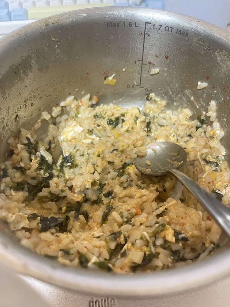 [잡담] 멸치칼국수 10분끓이고 면 다먹으면 죽은 기본아니냐며 | 인스티즈