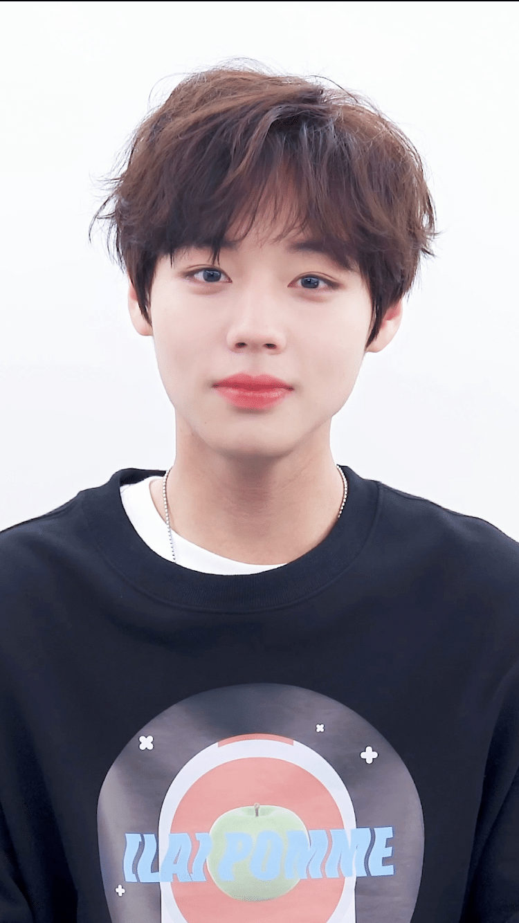 [잡담] 이때 박지훈 잘생겼는데 왜 아무도 안 알려줬냐... | 인스티즈