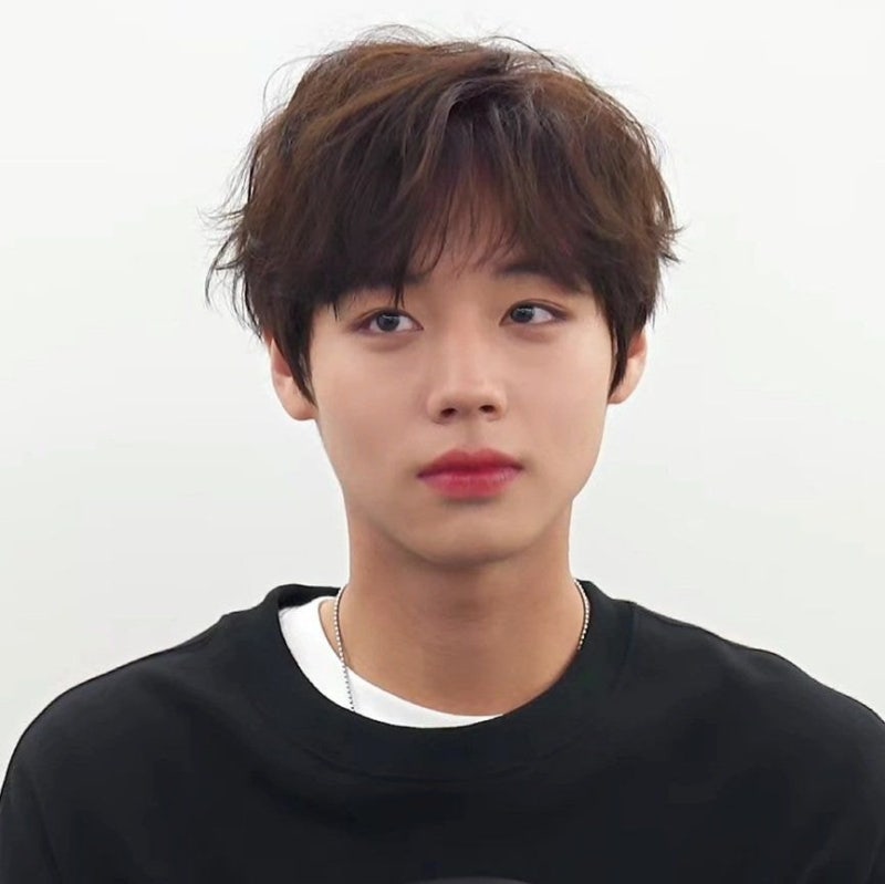 [잡담] 오우 박지훈 이때 짱잘생겼네,,, | 인스티즈