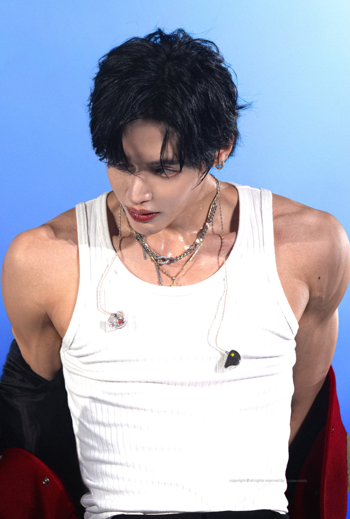 [잡담] 새벽이라 구릿빛피부 남자 근육 사진 공유함 ㅈㅇ 원빈 | 인스티즈