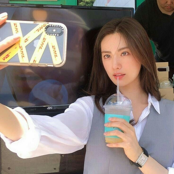 [마플] 나나 입술 필러 진짜 왜 했지 | 인스티즈