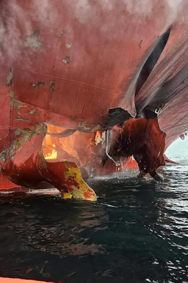 [정보/소식] "호르무즈 해협에서 태국 화물선 공격 받아… 영국해사무역기구(UKMTO), 선박 3척이 공격 대상이었다고 보고” | 인스티즈