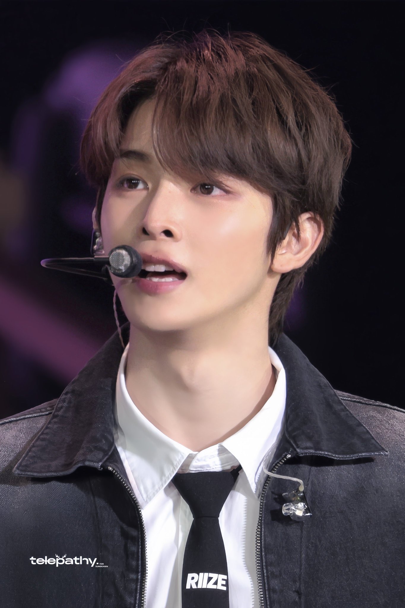 [잡담] 성찬이 송곳니도 자기 주장 강해서 자꾸 입술에 걸리는 거 ㅋㅋㅋ | 인스티즈