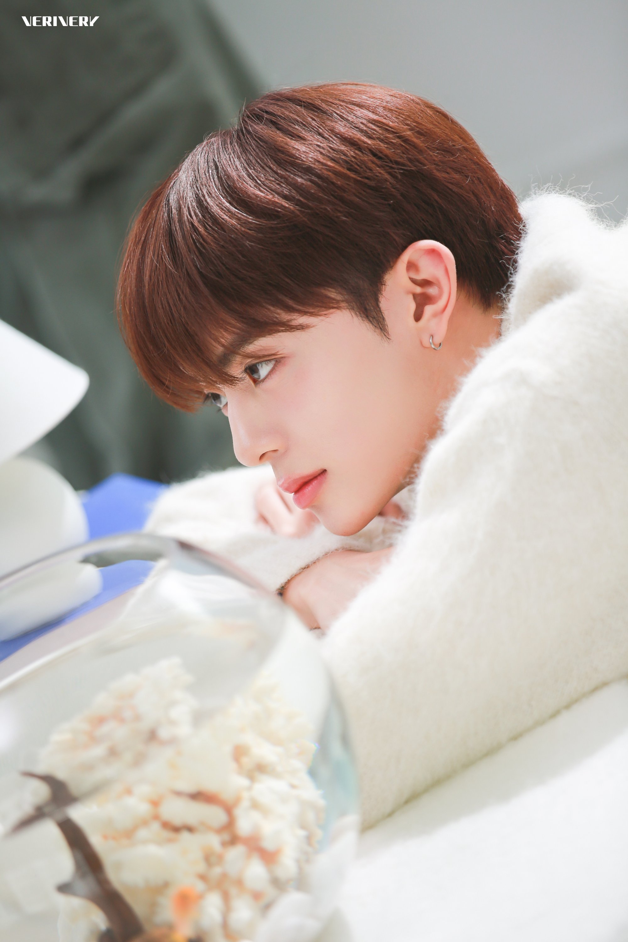 [잡담] 유강민 잘생긴거 볼 사람 | 인스티즈