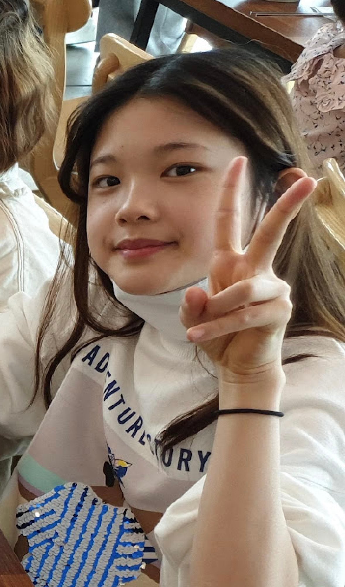 [잡담] 에이나 어릴때사진 올라왔어 | 인스티즈