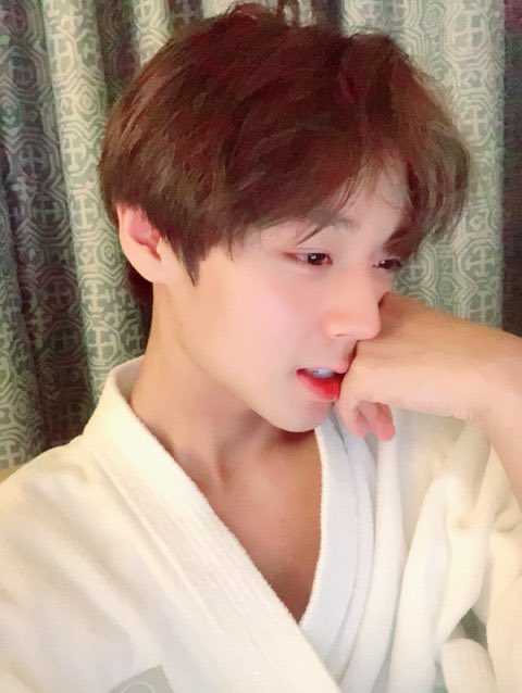 [잡담] 박지훈 눈 | 인스티즈