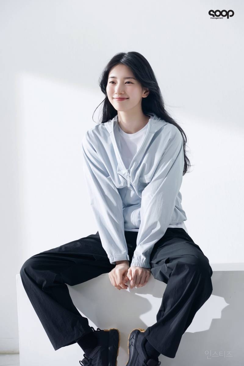 수지 K2 현장 봄 화보....jpg | 인스티즈